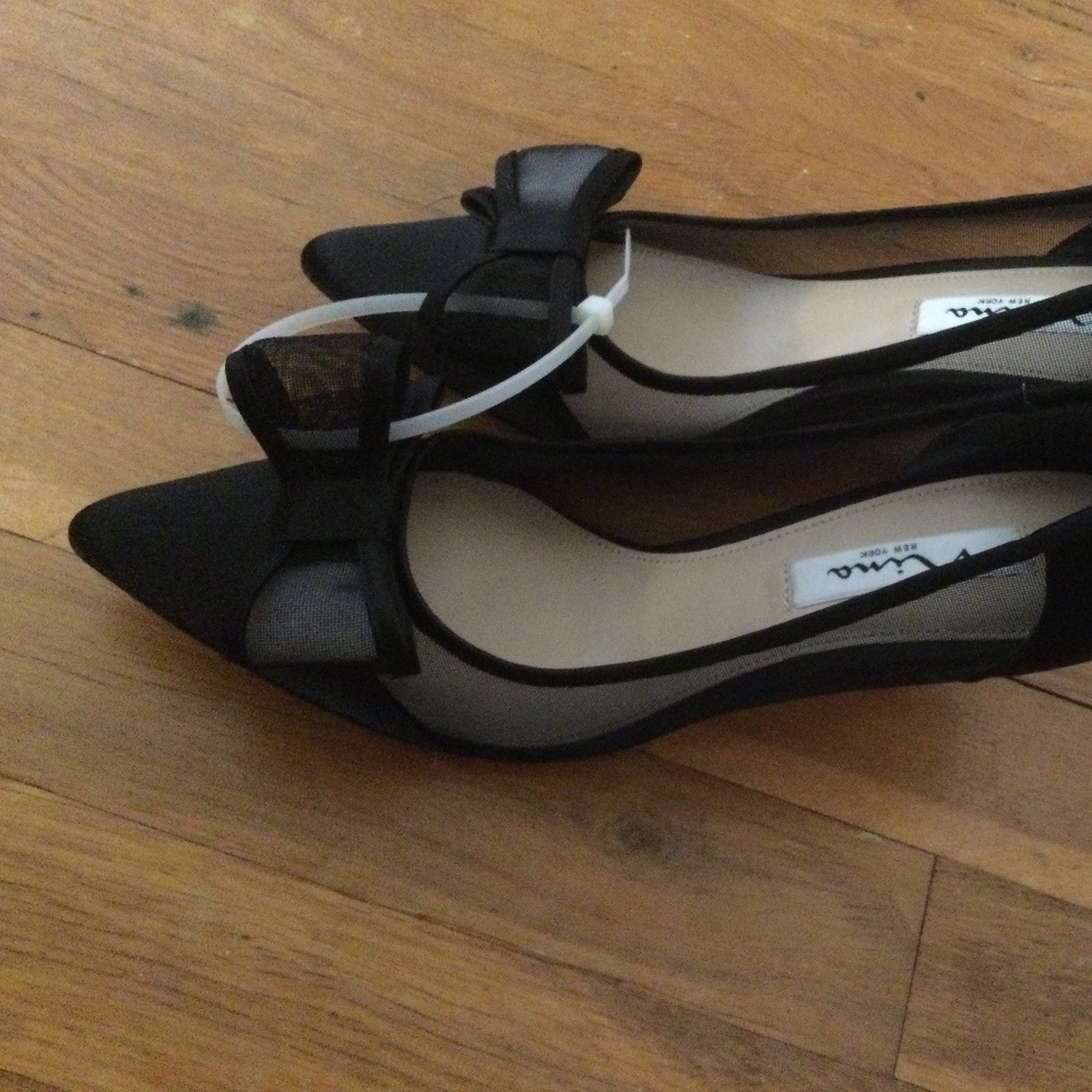 Nina closed toe high heel new